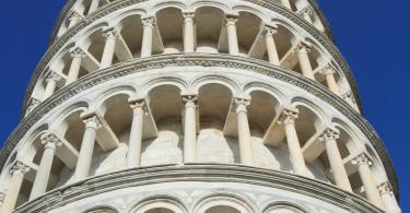 Pisa Kulesi'nden mimari detaylar
