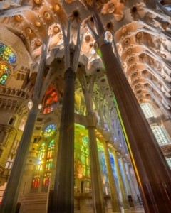 Sagrada Familia'nın muhteşem Vitrayları