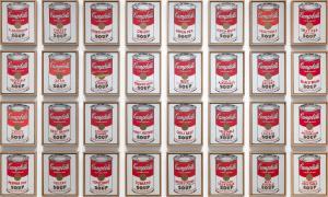 Andy Warhol’un Campbell Çorbası Kutuları eseri MoMa'da sergidedir.