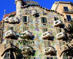 Casa Batllo Dış Cephesinden detaylar - Casa Batllo Bilet Türleri ve Rehberi, Barselona, İspanya