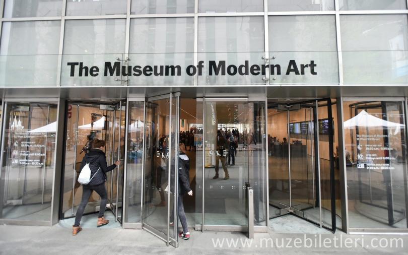 New York Modern Sanatlar Müzesi (MoMa) Girişi