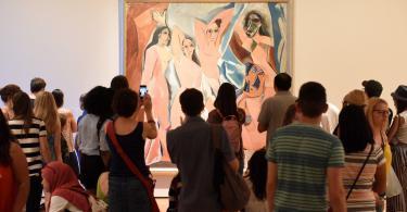 New York Modern Sanatlar Müzesi (MoMa) Pablo Picasso Les Demoiselles D'Avignon.