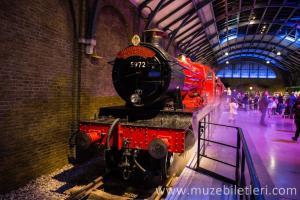 Platform 9¾ - Tren İstasyonu - Harry Potter Stüdyo Turları