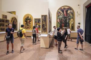Galleria dell'Accademia (Akademi Galerisi) barındırdığı sanat eserleriyle giriş ücretini sonuna kadar hakeden bir yer.