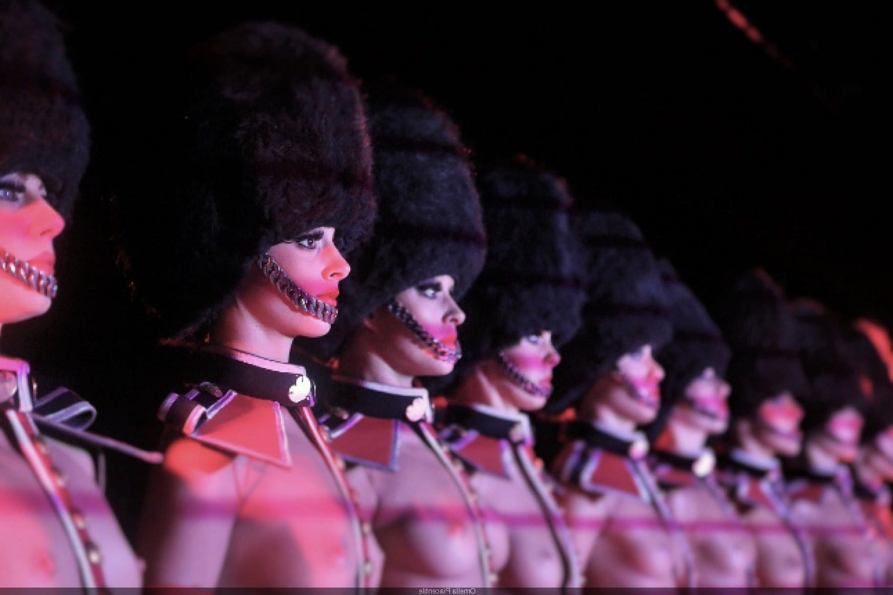 Crazy Horse Paris Gece Kulübü Şovu Müze Biletleri