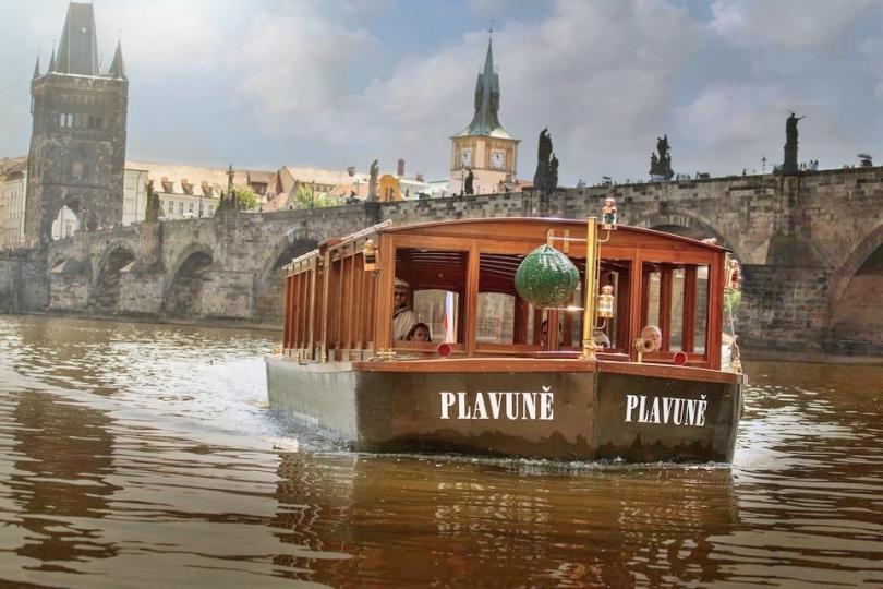 Prag Vltava Nehri Tekne Gezisi