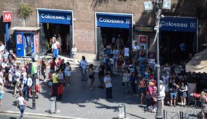 Colosseo Metro İstasyonu