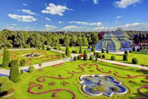 Schönbrunn Sarayı